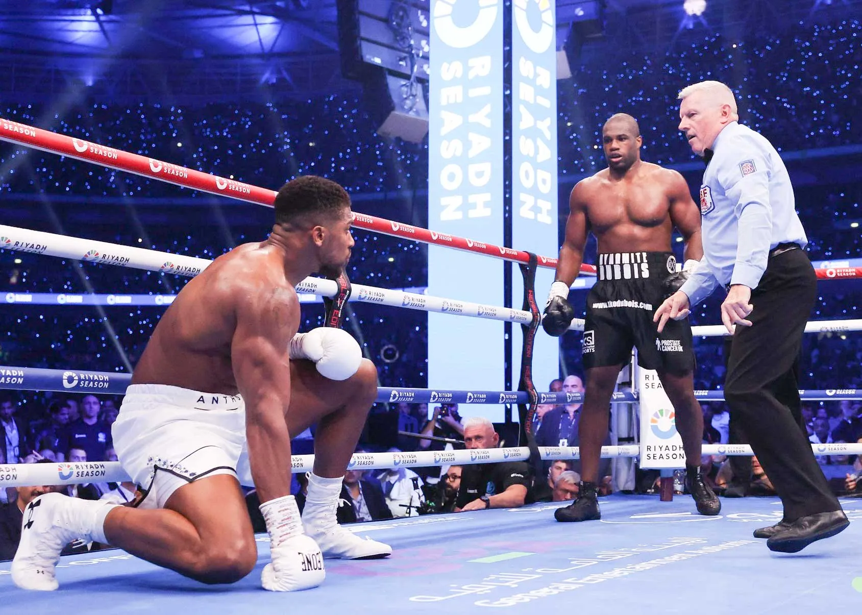 Replay: Daniel Dubois 'dévore' Anthony Joshua en 5 rounds dans un combat  surréaliste - Boxemag.com