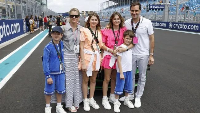 Roger Federer và chuyện tình như “cổ tích” với cô vợ Mirka Vavrinec