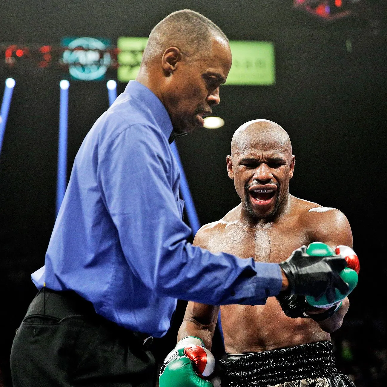 Floyd Mayweather Jr. giành chiến thắng nhất trí trước Marcos Maidana trong trận tái đấu - ESPN