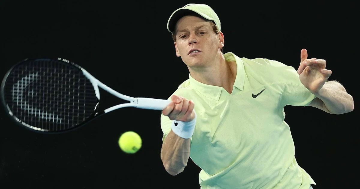 Australian Open: Jannik Sinner hủy diệt niềm hy vọng số 1 của nước chủ nhà,  giành vé bán kết | CHUYÊN TRANG THỂ THAO