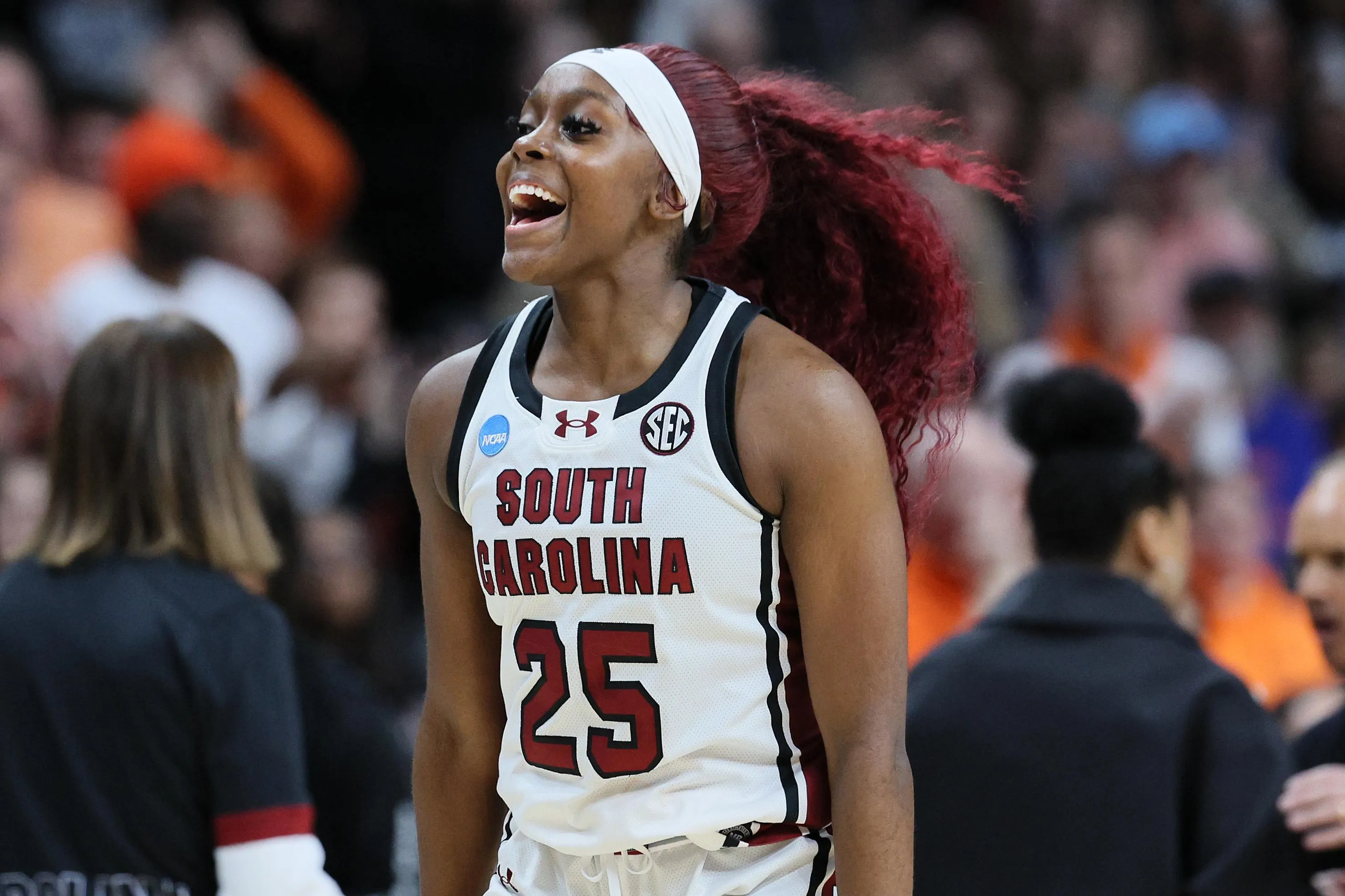 Who is Raven Johnson? South Carolina guard stands out with defense on  Caitlin Clark in NCAA championship game | Sporting News Canada