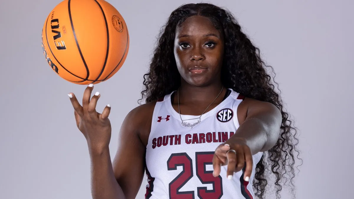 South Carolina star freshman Raven Johnson suffers season-ending knee  injury - Just Women's Sports