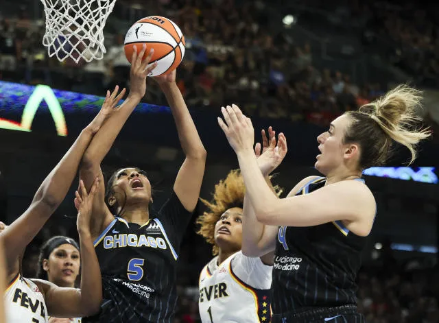 Angel Reese leads Sky to 88-87 win over Fever despite Caitlin Clark's  franchise-record 13 assists - Yahoo Sports