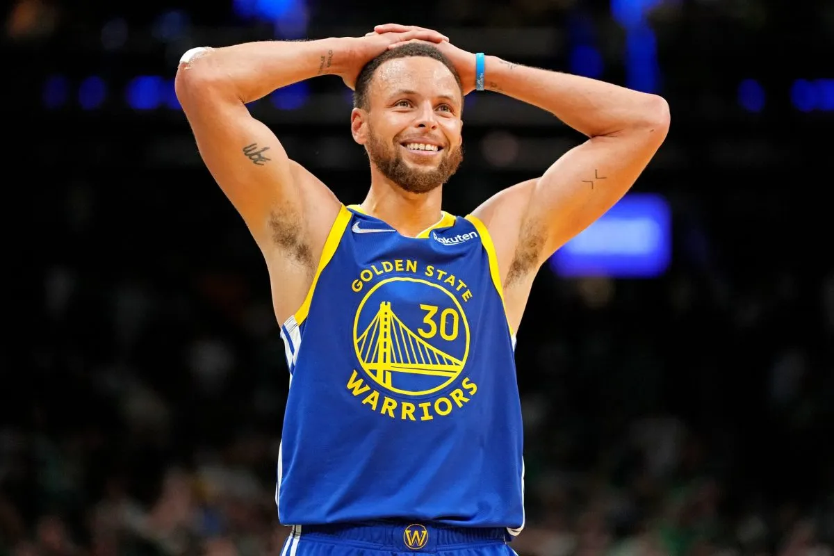 Shaquille O'Neal declares that Stephen Curry is 'by far' the best player in  the world - Lakers Daily